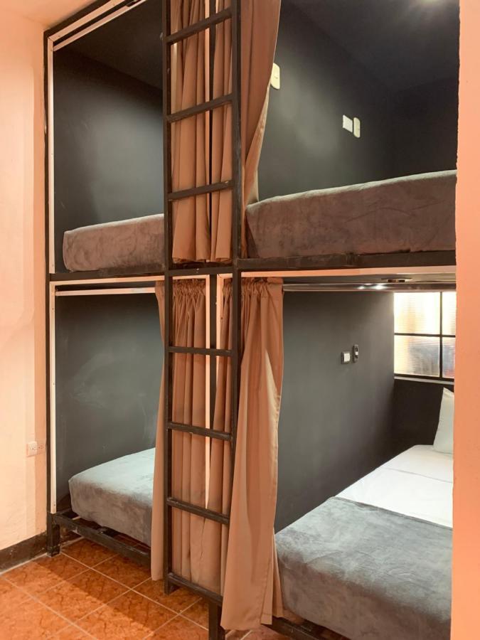 אנטיגואה גואטמלה One Day Trip Hostel מראה חיצוני תמונה