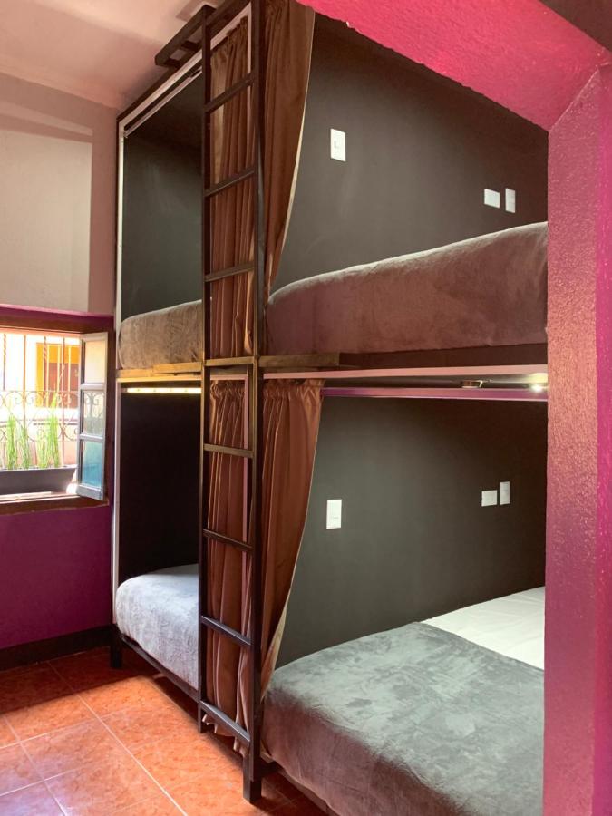 אנטיגואה גואטמלה One Day Trip Hostel מראה חיצוני תמונה